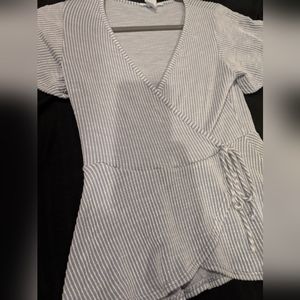 Deleting listing Friday! Faux wrap top